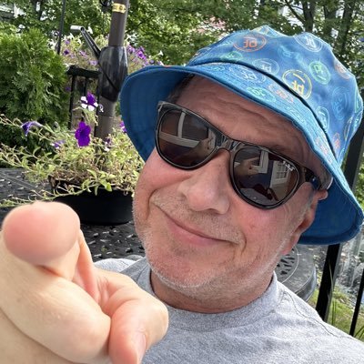 thenamesclark_'s profile picture. 