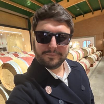 Lawyer | Born in 1984, online since 1996. Running Bitcoin silently. Structuring wealth strategically 🇪🇺