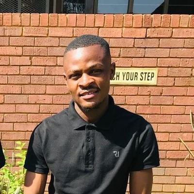 Philip48213980's profile picture. BMW fan🚘
orlando pirates football Club. (huge fan)
You need to focus on improving yourself first.