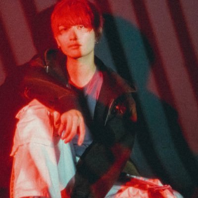 マシペカ @mercywoodpecker のネオボーカルギター 作詞作曲 マイブーム:お香 今年は青でいきますpodcast↓