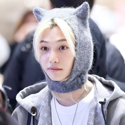 fleurrlilium's profile picture. infp • 静かな場所 • she/her • 19 y.o 𐔌՞ᱹ ﹼ ̫ ᱹ՞𐦯 ⸒⸒