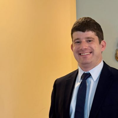 Trial Lawyer with a healthy dose of politics. Prev. @PAAttorneyGen @PhilaDAO @NeilMakhija @GregScottPa @PADems @LarryFarnese. Not the chair of the JCS.