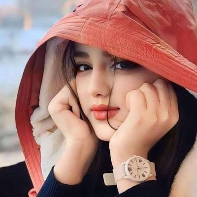 بنت بسيطة أحب الجمال في التفاصيل الصغيرة، قلبي مليان محبة وذوق، وأؤمن إن الطيب يرفع قدر صاحبه. أحب السوالف الونيسة، والضحكة اللي تطول العمر، وما يشدني إلا الكل