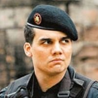 MMikeGyver3's profile picture. Soy muy de derecha, escribo como si fuera el bananero pero con un IQ de 130. Amo aturdir zurdos tratándolos de lo que son: chorros.