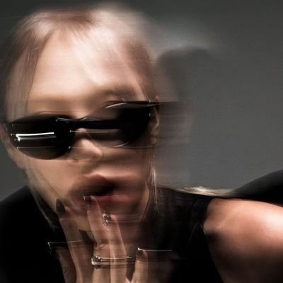 coastlike's profile picture. 오로지 책얘만을 위한 계정