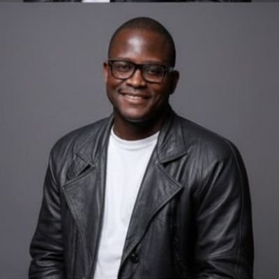 Journaliste #Musique #RP @JoyceBabatunde & @TheVibesHouse | @MusicInAfrica | 📩 manfredessome11@gmail.com