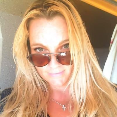 Animal Assisted Trauma therapist❤️🩹 specialized and expert in dark tetrad/ Penta ( specialist in dick heads) 🙄 PSYCHOPATHIC behaviours 😈
#offgridhomsteading