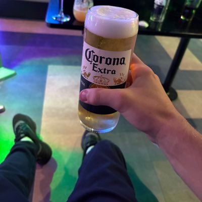 -Size 11 uk 👣 5’11 👨🏽 18 years old -Selling customs,pics,clothes -meets,calls,drains -Don’t be scared to dm me🫣