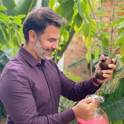 recardo92277's profile picture. I was born to flex in my white coat