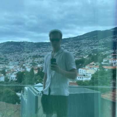 peralaleevi_'s profile picture. ex-agency