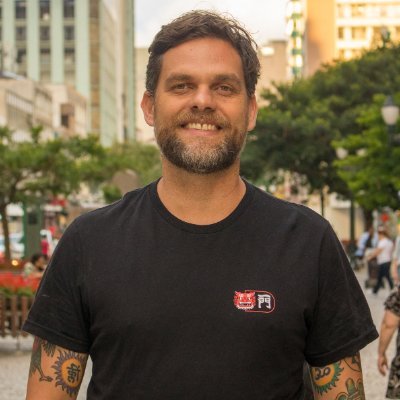 ✊ Deputado estadual pelo PDT-PR
📘 Professor, filósofo, ambientalista e pai de duas meninas
🌱 Construindo o Paraná que queremos!