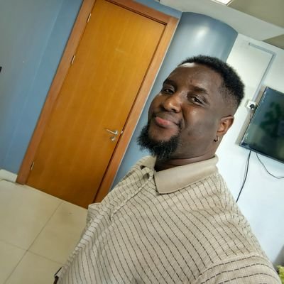bryanuzoma's profile picture. a prospective cat dad | cardiac sonographer ⚕️