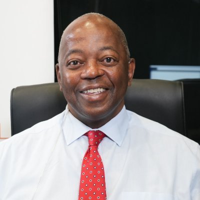 Broadcast Journalist - SABC https://t.co/7Wb68WgVMV | Event MC | Conference & Panel Moderator | Media Trainer l Speaker | 🇿🇦🇿🇲🇿🇼