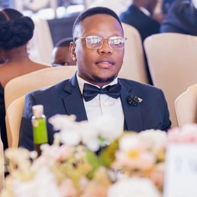 AheHumph's profile picture. Civil Engineer.MAK. PMP ®. GMUIPE. 👷‍♂️ Music. football ⚽️ . Omukiga wa Rukungiri. Aries ♈️. @FcBarcelona fan número uno😍 UMOSAN