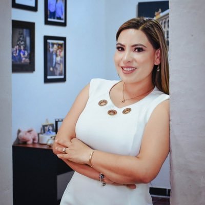 Mamá de Alana y Emilio, Esposa de Migue | L.A., Empresaria, Panista, Presidenta del CDM PAN| #CaminanteDeEsteMundo #DisfrutaelCamino #EnFamiliaesMejor