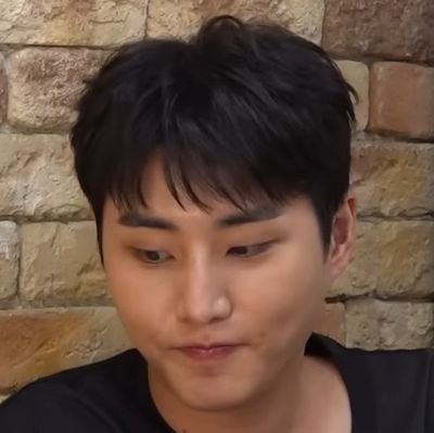 For day6,eaJ,lee jehoon,kdrama (might see exo sometimes👀)
can't english well
Youngkased✨ introvert