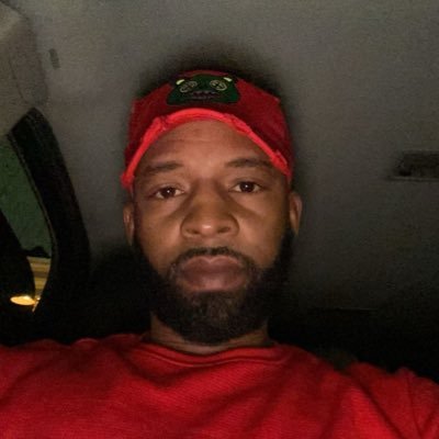 Army Vet🫡 | Pocket Bully/Frenchie Breeder | Father of @chrisphillipsII | FBU & 29 Elite Coach | #SteelerNation 🖤💛 | 11/15🦂