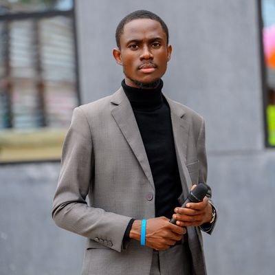 Jonatha27895812's profile picture. software engineer