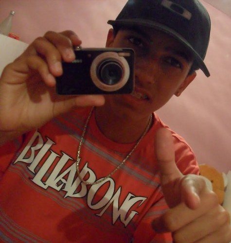 Obrigado meu Deus por me guiar, só em ti tenho forças pra lutar ♫