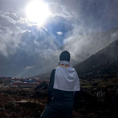 Mridul_Subedi55's profile picture. 🇳🇵
A Bavarian from Nepal
... Mia San Mia
Ich liebe Deutsch Mannschaft und Bayern München