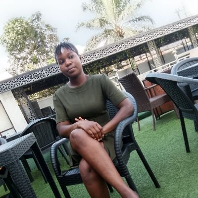ShannaChine's profile picture. ⚡ Future Radiographer in the making
🖊️ Spoken Word Enthusiast
✨ Using my voice to heal and inspire