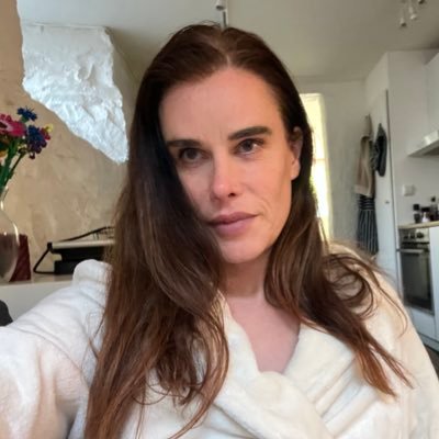 Don’t hate the Meja, hate the game | Tenaciously Trans | Fiercely Feminist | 🏳️⚧️🏳️🌈🇳🇴🍉| Twitch | LEGO Builder | 🚵🏻♀️⛷🏃🏻♀️ | #gamedev | Poly/Pan