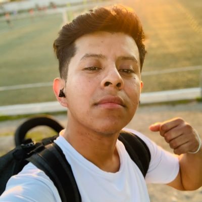 loco único extrovertido real 😎