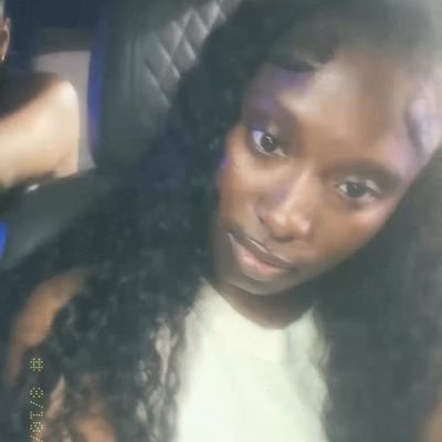 raesimoneeee's profile picture. aries . boy mom 🫶🏿