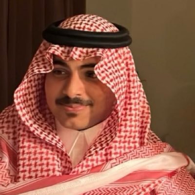 U_84U's profile picture. طالب بكالوريوس قانون @uqu_edu ⚖️ | رئيس @uqu_law_club | مشارك في عدد من الفعاليات القانونية | مهتم بالقيادة، والشعر، والفروسية .