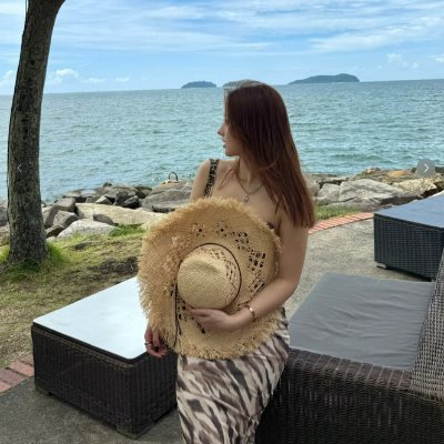 SeraphinaGleam_'s profile picture. Embracing life with laughter, love, and a dash of sparkle. ✨💃