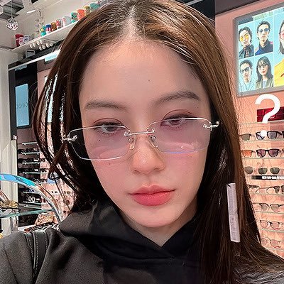 laurenIipa's profile picture. 