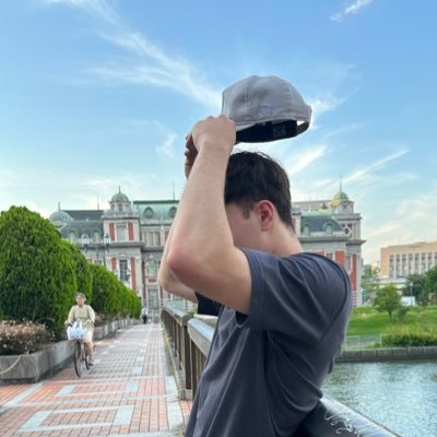 icyboytw's profile picture. 球在上面 來玩吧 ！ i just have fun building biz