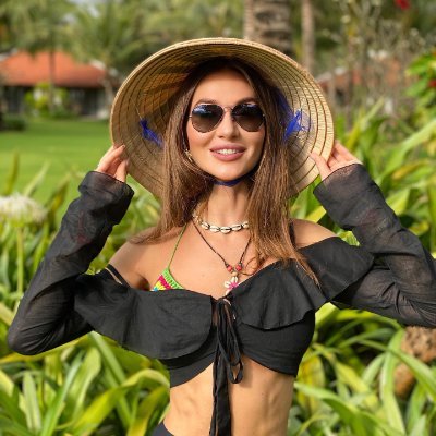 Kyncleinsx's profile picture. 🌊 Splashing through oceans, 💪 lifting more than weights, 🚴♀️ chasing horizons on two wheels, 🌍 then packing wanderlust into my soul's suitcase. #NO Cryptocu