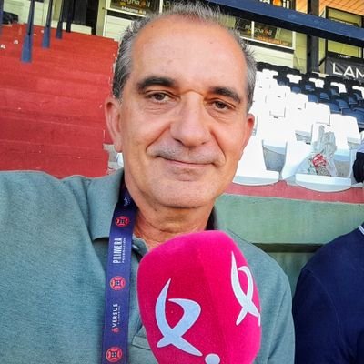 Periodista y escritor: 'Juanito. Sus 141 días como entrenador', 'Historias del Mérida. 19+12 relatos de su década dorada' y 'Mérida. Crónicas de la Copa'.
