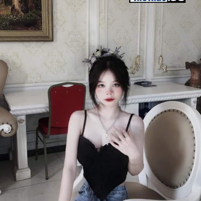 KellyModin22712's profile picture. 联系方式👉 @birdsbirdsbords