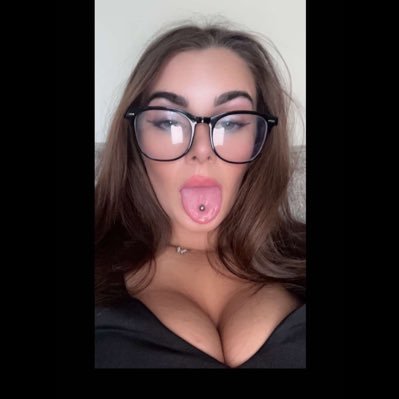 DM 💌me and let’s have some fun message me for menu x. or message me on my telegram - luna_foxx11