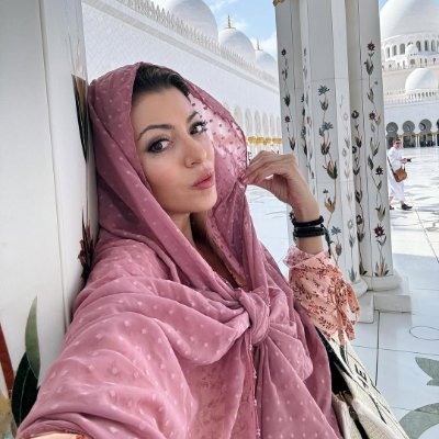 Compcselley's profile picture. Elegance in soul, freedom in spirit.