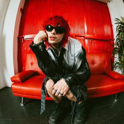 jace_rayne's profile picture. Reading,5sos, waterparks, Dan and phil, big brother