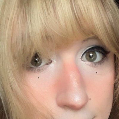 queen evielissia ⛧ 6'4 lesbian dragon ⛧ ssbm falco🩵 ☆ indie gamedev of @stardustvalkyri @rainbowcorehype ☆ 29♎ she/her/fae/it θ ∆🦊🐶 🏳️⚧️ ⛧ 18+mdni