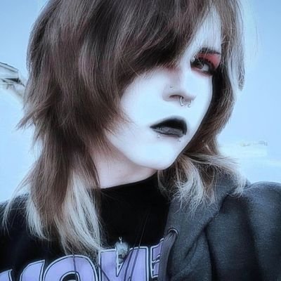 | ★Aiden★ | MDNI || 18+ ||♥︎Nsfw♥︎|| ♡24♡ ||☆I like attention☆|| Yes my pics are me stop asking.