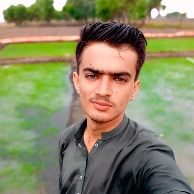 UsoUzair's profile picture. 