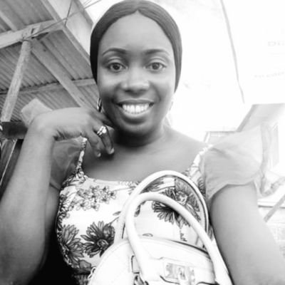 Juliana16971103's profile picture. Main account @Julie_Soph I sell UNISEX luxury clothing, shoes,bags & accessories. //24-48hrs delivery.//Whatsapp ☎️08112302430.