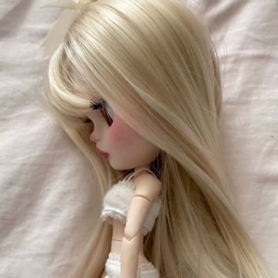 ♱ edtwt ♱ she/her ♱ ♱ using this as a vent acc/personal diary ♱ 22