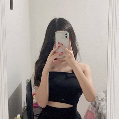 Cllera97's profile picture. 