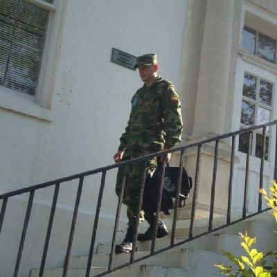 Suboficial del Ejército Nacional de Colombia.
