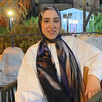 🇦🇪🇪🇬 GP doctor ZU
and a part-time artist
أَرسم لأُعبٍّر،
طلبات الرسم متاحة 🎨