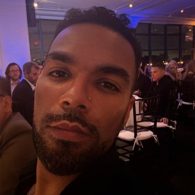 ✊🏽🏳️🌈 Small business owner. Receipts provider 🧾 Movie live-tweeter. Sign up for my FREE monthly newsletter! business inquiries: chris@notcapnamerica.com