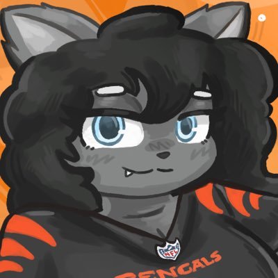19 // any/all // priv: @boyintercourse // discord: https://t.co/KFSMXf8VMA // birthday: april 21st