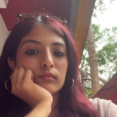 idk what the fuck is going on anymore ~~ floating through time :) IG- https://t.co/4oGZAfp4oT