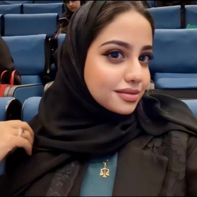طالبة قانون ودراسات قضائية بجامعة @Uofjeddah | عضو أكاديمي في @saudi_SBA | مهتمة بالتوعية القانونية | ( إِنَّ اللَّهَ يَأْمُرُ بِالْعَدْل وَالْإِحْسَان)